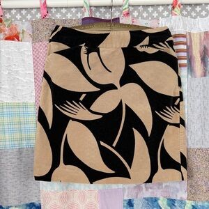 Boden Corduroy Black and Tan Floral Print Skirt